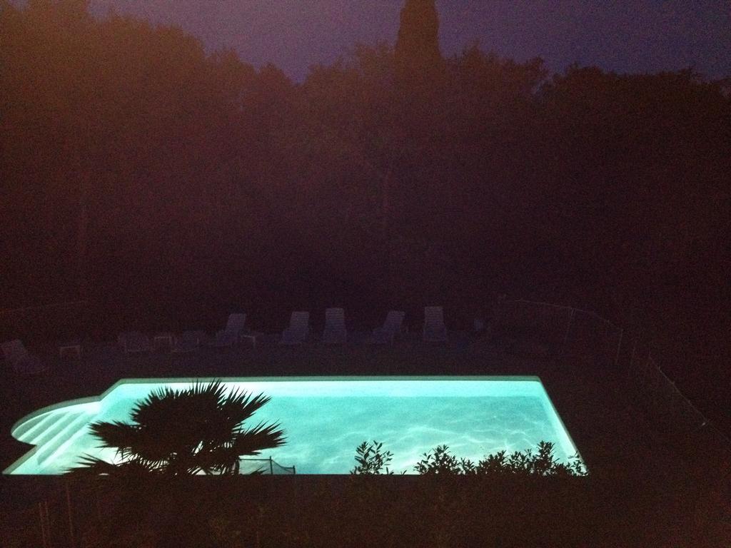 Hôtel De La Mer La Croix-Valmer Buitenkant foto